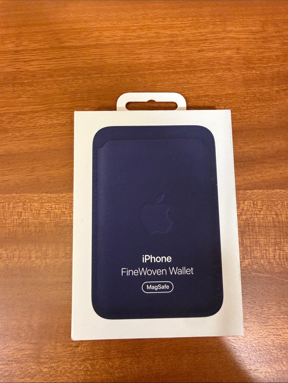 Apple FineWoven MagSafe Wallet - Navy Blue